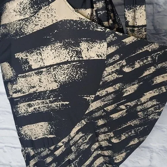 BCBGMAXAZRIA Alberta Womens Brown tan printed full wrap 3/4 sleeve dress Sz XS - Picture 4 of 9